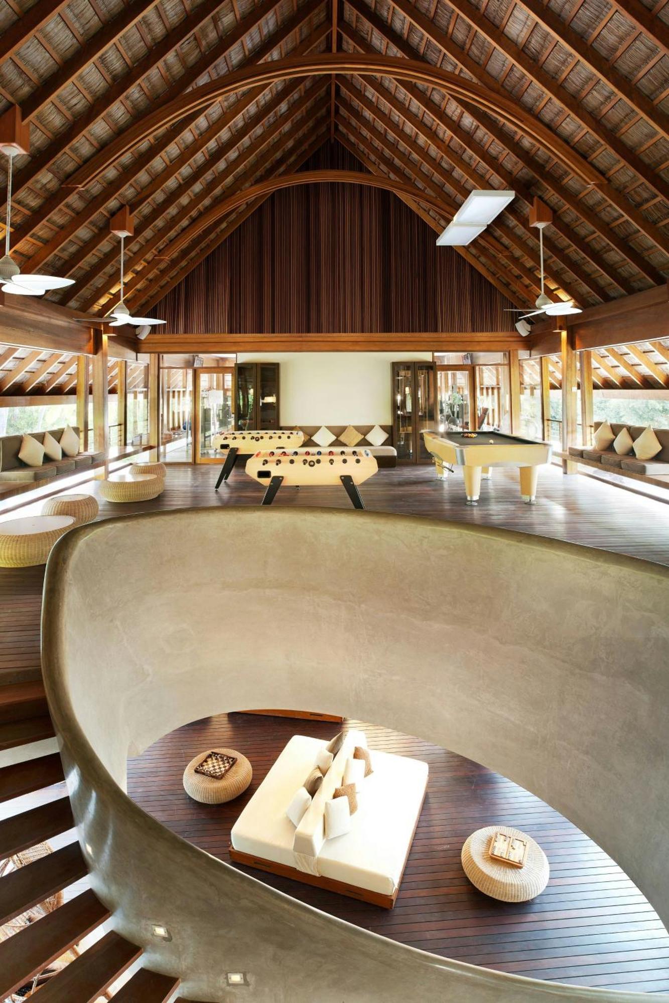 W Maldives Complex